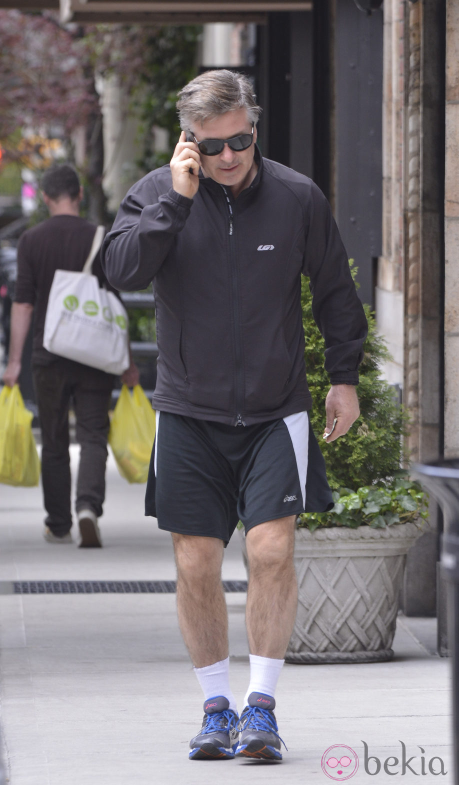 Alec Baldwin practica deporte por las calles de Nueva York