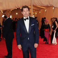 Nikolaj Coster-Waldau en la Gala del MET 2013