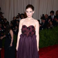 Kate Mara en la Gala del MET 2013