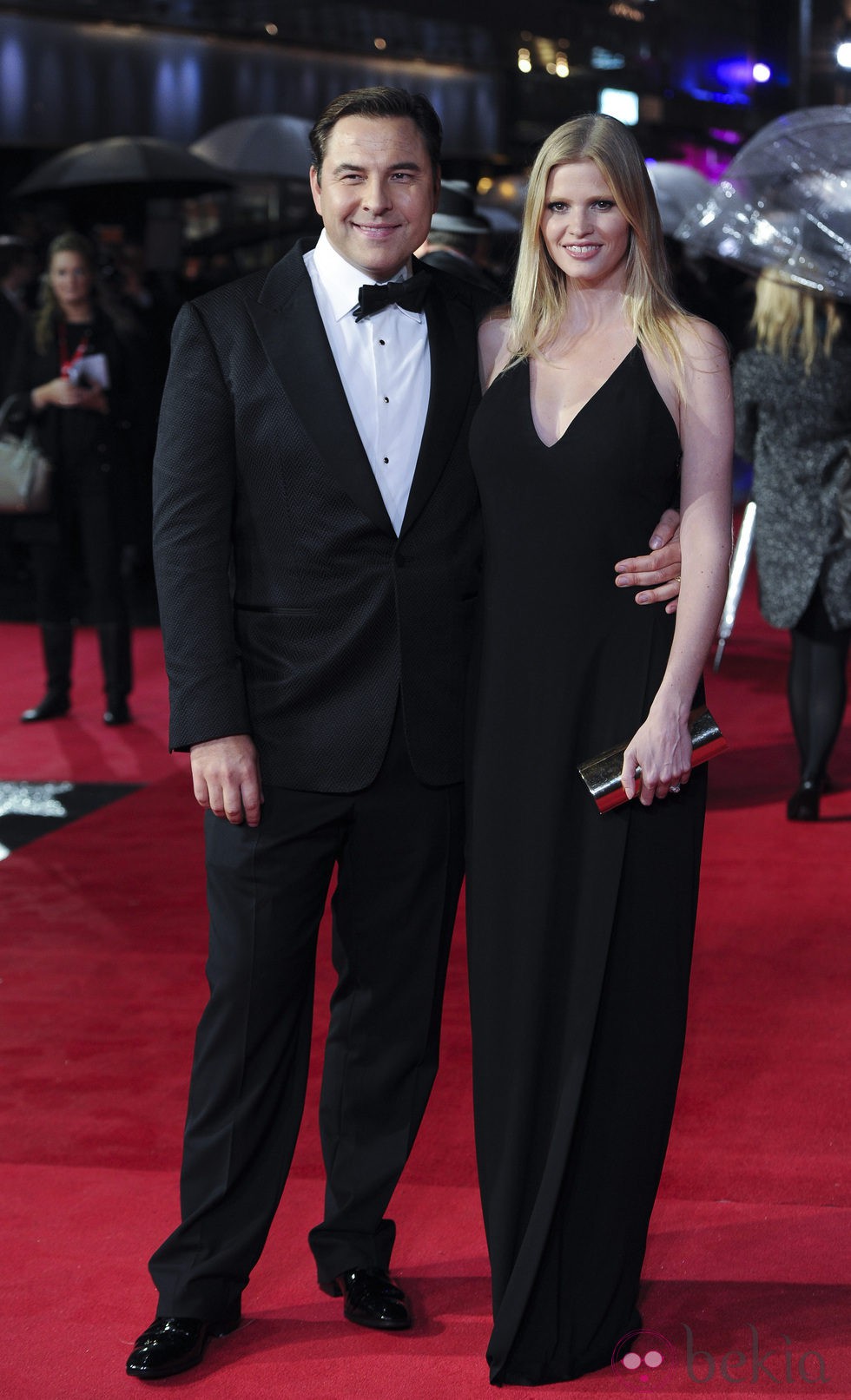 Lara Stone y David Walliams