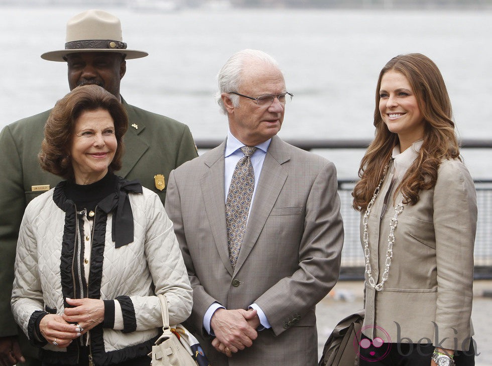 Los Reyes Carlos Gustavo y Silvia de Suecia y la Princesa Magdalena en Suecia en Nueva York