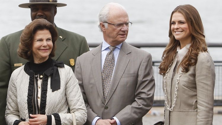 Los Reyes Carlos Gustavo y Silvia de Suecia y la Princesa Magdalena en Suecia en Nueva York