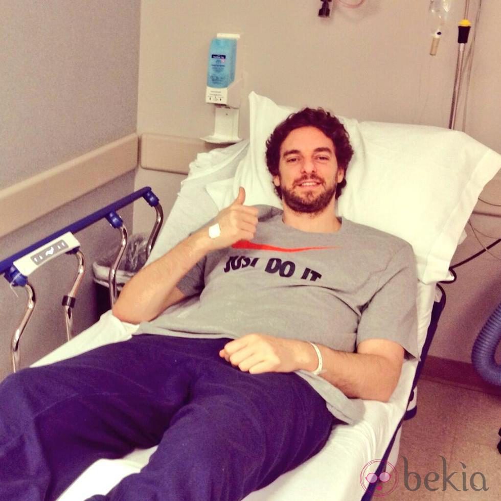 Pau Gasol tras ser operado de las rodillas