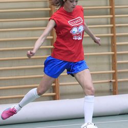 Dafne Fernández durante un partido solidario en Madrid