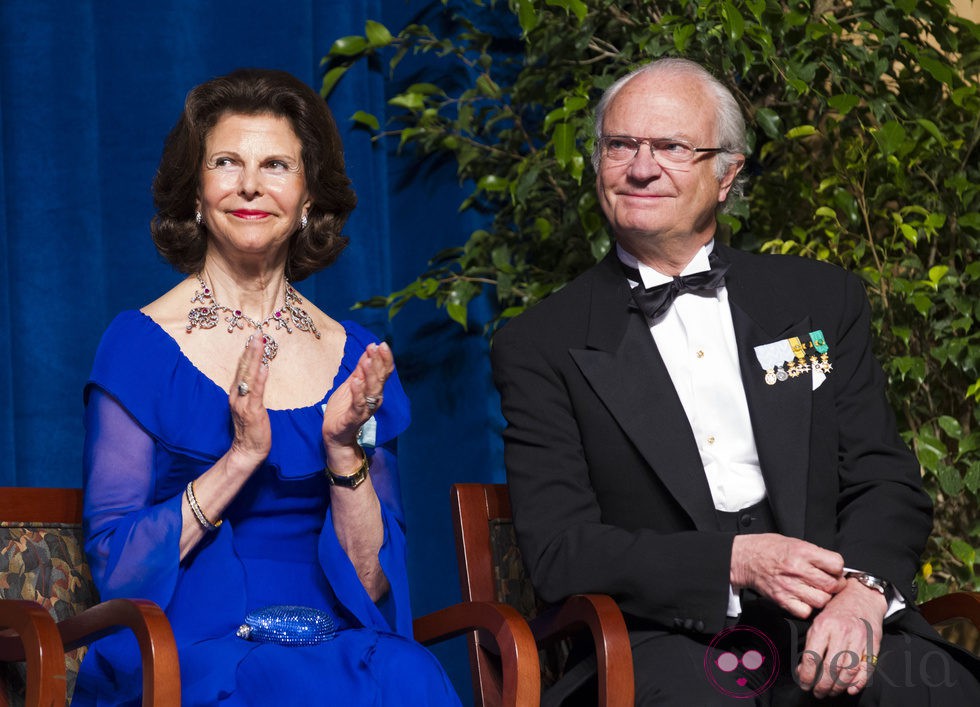 Carlos Gustavo y Silvia de Suecia en la conmemoración del 375 aniversario de Nueva Suecia