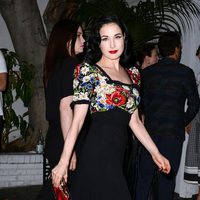 Dita Von Teese en la Cena de Cosméticos organizada por Vogue y MAC