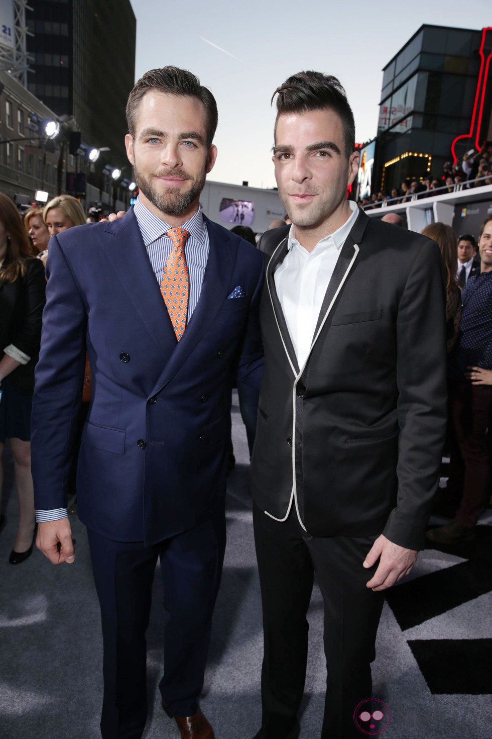 Chris Pine y Zachary Quinto en el estreno en Los Angeles de 'Star Trek: En la oscuridad'