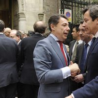 Ignacio González en el funeral de Mercedes de la Merced