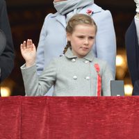 Los Príncipes Ingrid Alexandra y Sverre Magnus en el Día Nacional de Noruega 2013