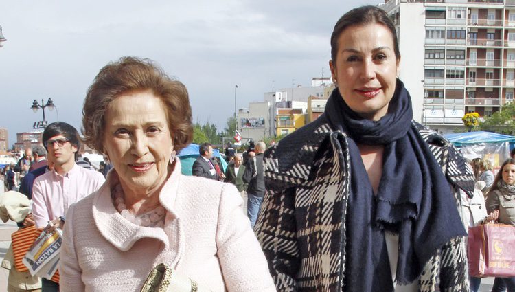 Carmen Franco y Carmen Martínez-Bordiú en una de las corridas de toros de San Isidro 2013