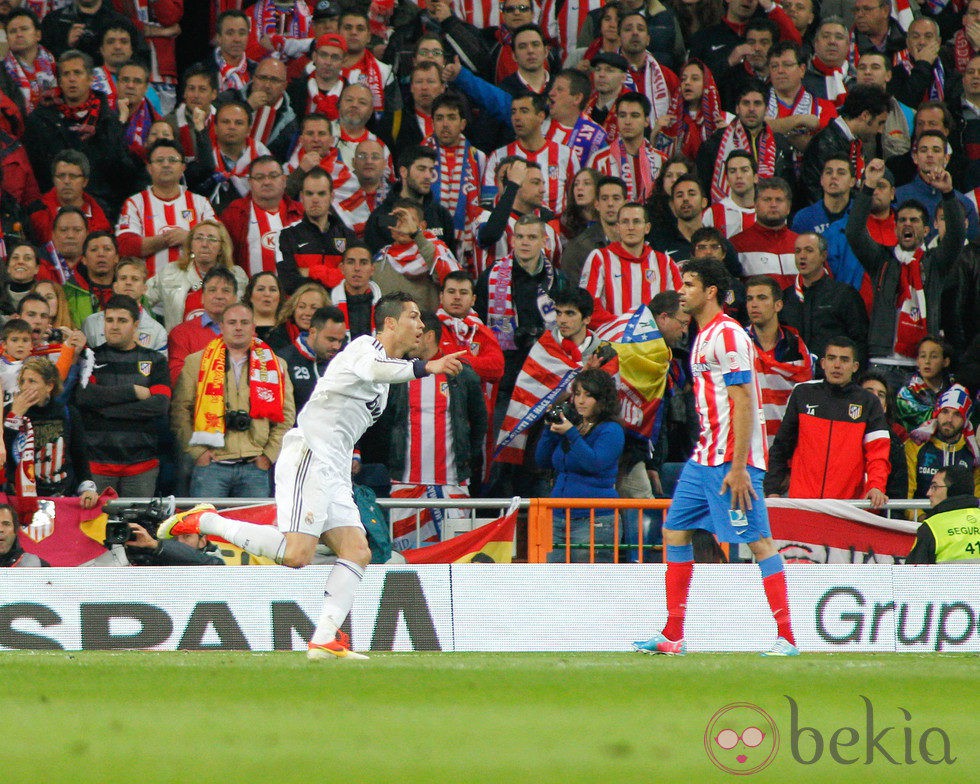 Cristiano Ronaldo celebra el gol del Real Madrid en la final de la Copa del Rey 2013