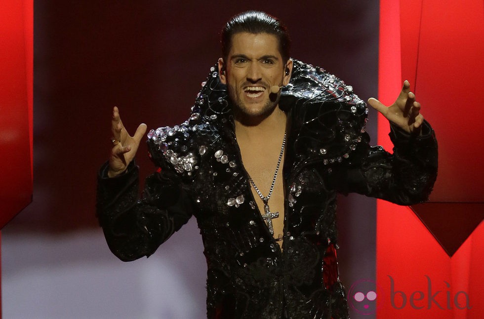 Cezar durante su actuación en el Festival de Eurovisión 2013