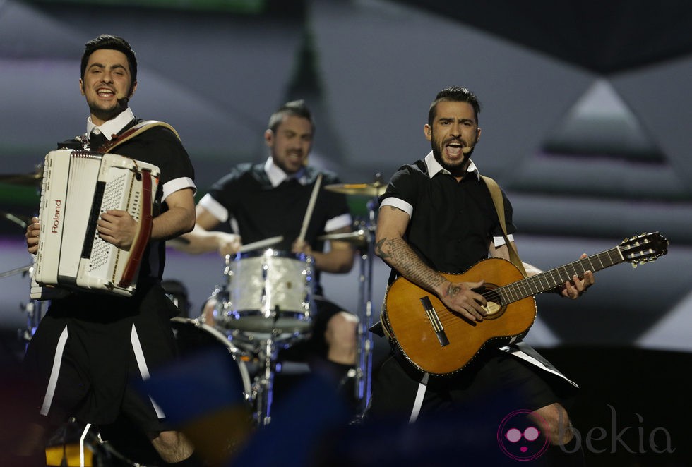 Koza Mostra durante su actuación en el Festival de Eurovisión 2013