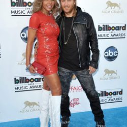 David Guetta y su esposa Cathy en la alfombra roja de los Billboard Music Awards 2013