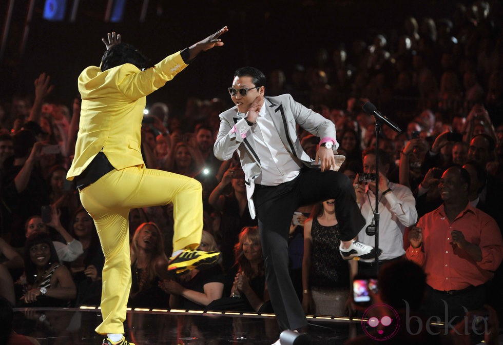 Actuación de PSY en los Billboard Music Awards 2013