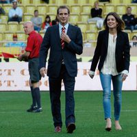 Andrea y Carlota Casiraghi en un partido benéfico en Mónaco