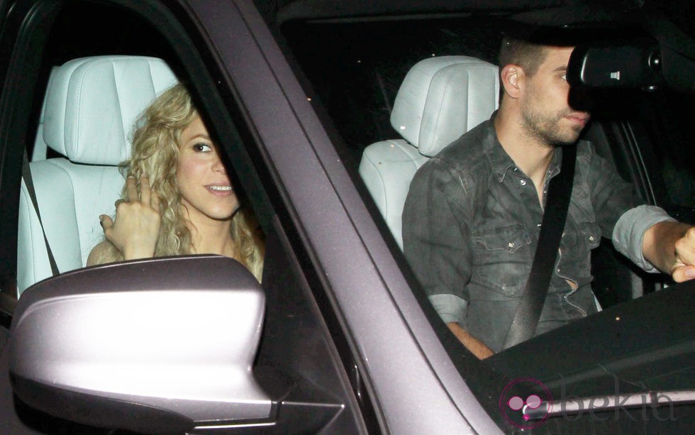 Gerard Piqué y Shakira salen a cenar por Los Angeles