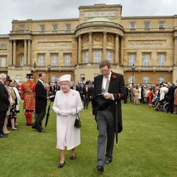 La Reina Isabel II en la Garden Party en Buckingham Palace 2013