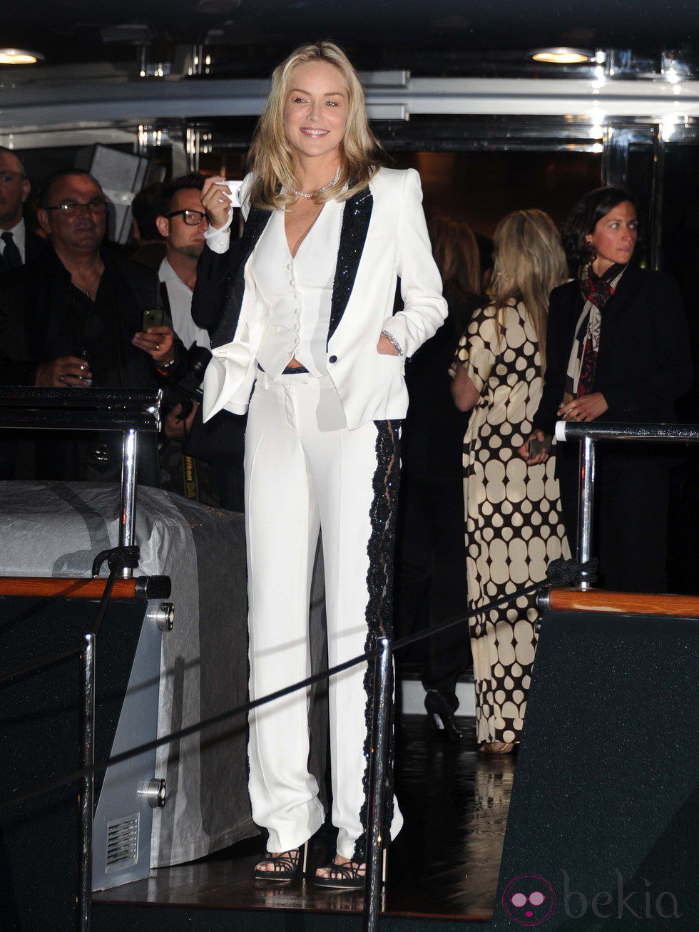 Sharon Stone en la fiesta en el yate de Roberto Cavalli en Cannes