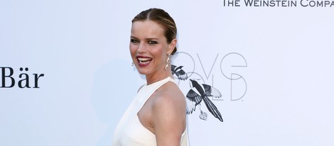 Eva Herzigová en la gala amfAR del Festival de Cannes 2013