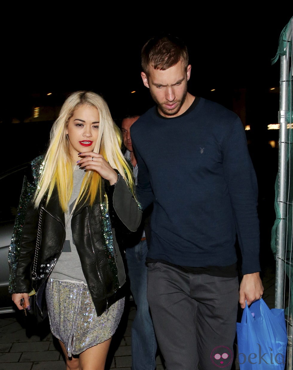 Calvin Harris y Rita Ora de paseo por la capital británica