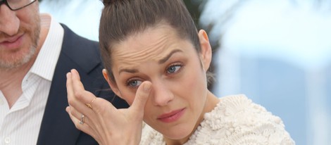 Marion Cotillard emocionada en la presentación de 'The immigrant' en Cannes 2013