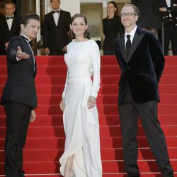 Jeremy Renner, Marion Cotillard y James Gray en la presentación de 'The immigrant' en Cannes 2013