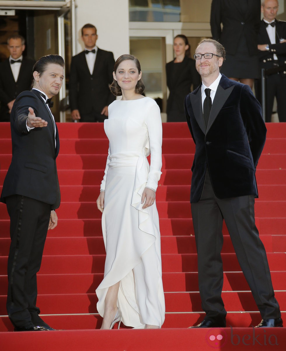 Jeremy Renner, Marion Cotillard y James Gray en la presentación de 'The immigrant' en Cannes 2013