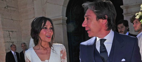 Cristina Sainz e Israel Bayon tras contraer matrimonio en Vegas de Matute 