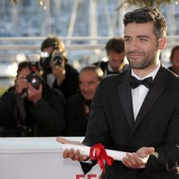 Oscar Isaac en la ceremonia de clausura de Cannes 2013