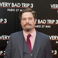 Zach Galifianakis en el estreno de 'R3sacón' en París