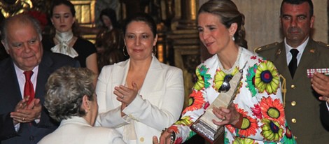 La Infanta Elena entrega los Premios de Acción Humanitaria Doña María de las Mercedes en Sevilla