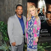 Alfonso Ribeiro y su esposa en el estreno de 'After Earth' en Nueva York