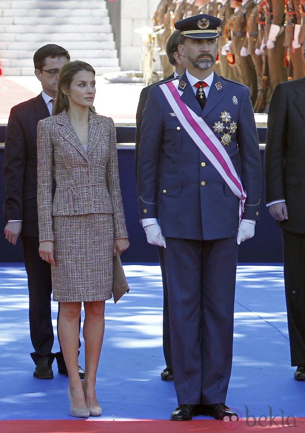 Los Príncipes Felipe y Letizia en el Día de las Fuerzas Armadas 2013