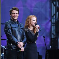 James Franco y Jessica Chastain en el The Sound of Change Live en el Twickenham Stadium de Londres