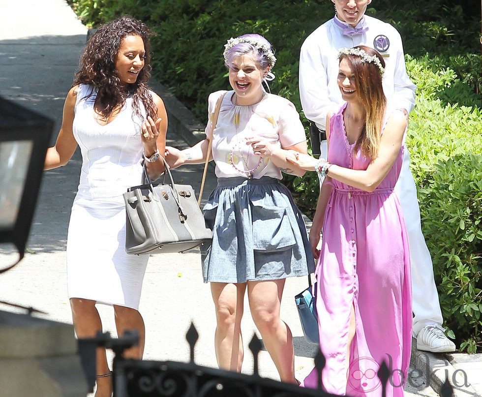 Kelly Osbourne y Mel B acuden al Baby Shower de Kim Kardashian en Beverly Hills