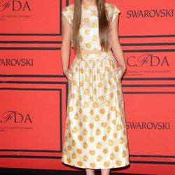 Hailee Steinfeld en los Premios CFDA 2013