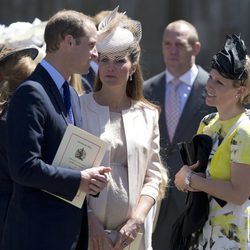 Los Duques de Cambridge bromean con Zara Phillips y MIke Tindall en el 60 aniversario de la coronación de Isabel II