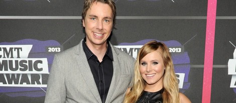 Kristen Bell y Dax Shepard en los CMT Awards 2013