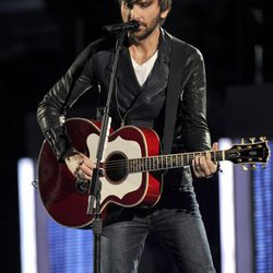 Dave Haywood en los CMT Awards 2013