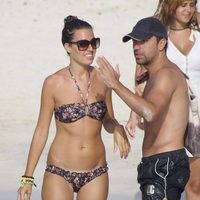 Xavi Hernández y Nuria Cunillera durante unas vacaciones en Formentera