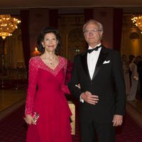 Carlos Gustavo y Silvia de Suecia en la cena previa a la boda de Magdalena de Suecia y Chris O'Neill