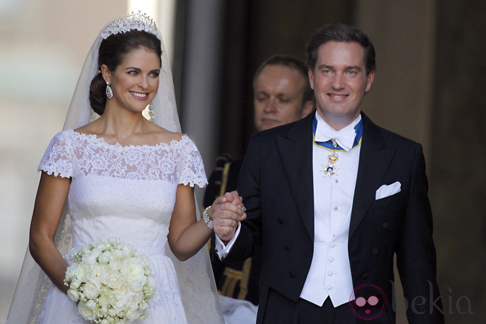 La Princesa Magdalena de Suecia y Chris O'Neill cogidos de la mano tras su boda