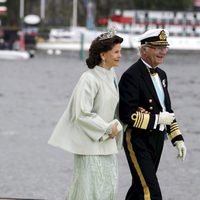 Los Reyes Carlos Gustavo y Silvia en la boda de Magdalena de Suecia y Chris O'Neill