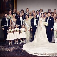 Fotografía oficial de la Casa Real Sueca tras la boda de la princesa Magdalena y Chris O'Neill