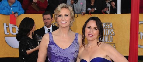 La actriz Jane Lynch y su mujer Lara Embry