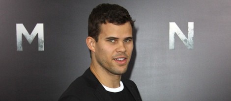 Kris Humphries en la premiere de 'El Hombre de Acero' en Nueva York