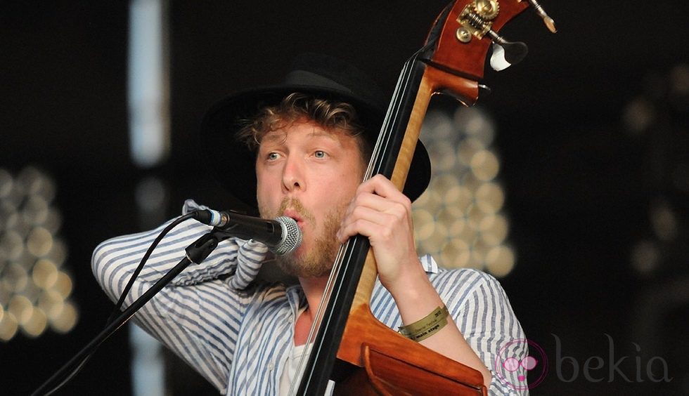 Ted Dwane, bajista de Mumford & Sons