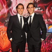 Jordan Stenmark y Zac Stenmark en la Fragrance Foundation Awards 2013