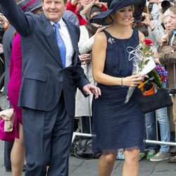 Guillermo Alejandro y Máxima de Holanda en Limburg